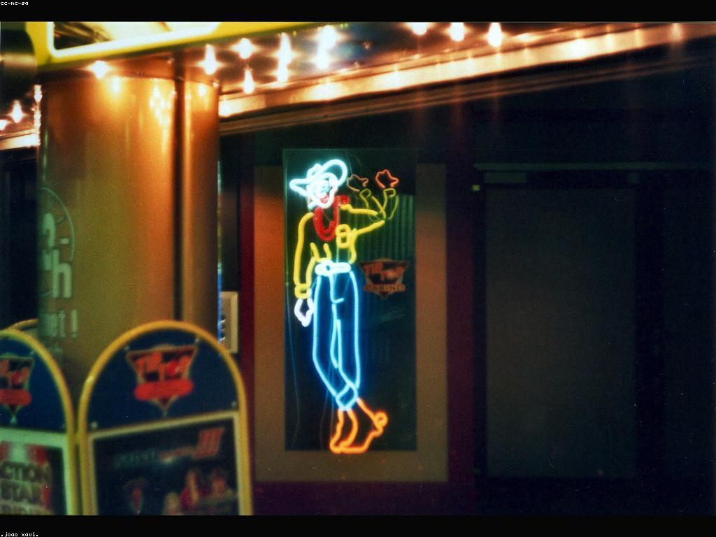 ការប្រកួតកាស៊ីណូ: របៀបប្រកួត និងយុទ្ធសាស្ត្រដើម្បីឈ្នះ