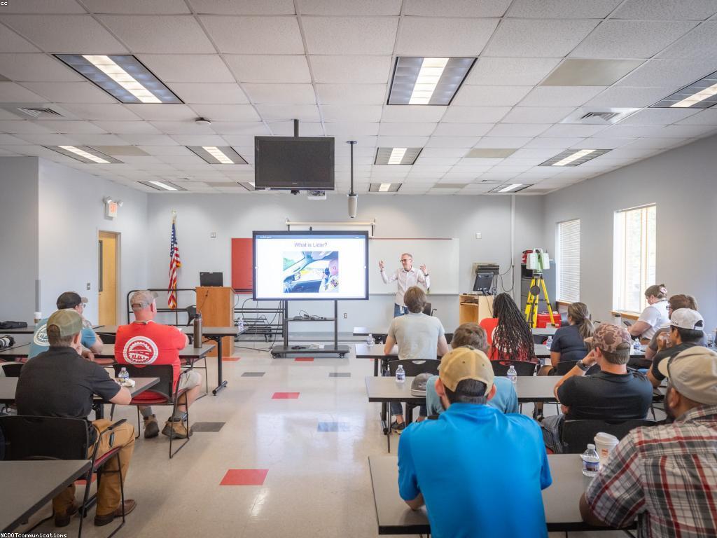 យុទ្ធសាស្ត្រសេវាកម្មអតិថិជនក្នុងសហគ្រាសបច្ចុប្បន្ន